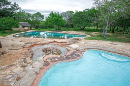 Pretoriuskop camp pool 