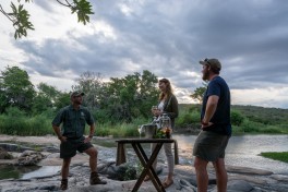Private river lodge - sundowners 