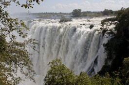 Victoria Falls  by Robin Cafolla
