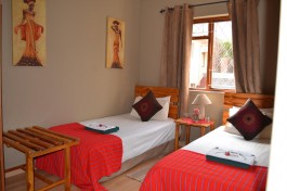 Twin room 