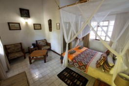 En-suite chalet at private game lodge 