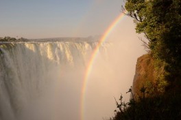 Rainbow Falls 