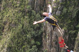Bungee off Bloukrans Bridge 