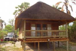 Botswana lodge safari 