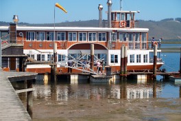 Garden Route Tour - Knysna  by Chris Hills