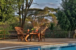 Pool area with view 