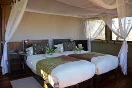 Botswana Safari lodge room 