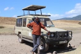Safari tour vehicle 