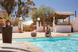 Inverdoorn Safari Lodge pool 