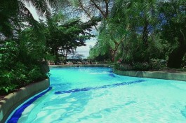 Amboseli safari lodge pool 