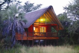 Botswana Safari Lodge accommodation 