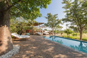 Klaserie Game Lodge pool area