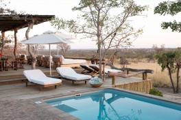 Klaserie game lodge pool 