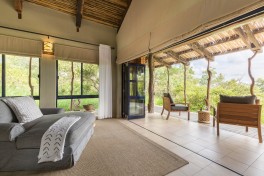 Klaserie game lodge room 