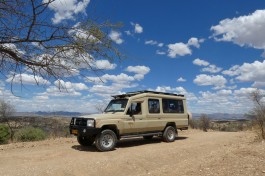 4x4 Safari vehicle 