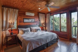 Kariega lodge room 