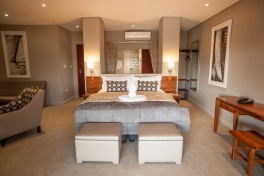 Chobe Bush Lodge 