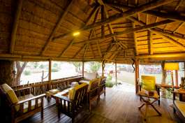 Lodge lounge 