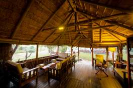 Lodge lounge 