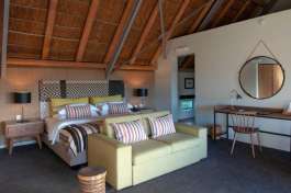 Gondwana lodge at Sanbona wildlife reserve 