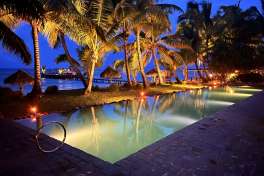 Accommodation Swimming Pool and view 