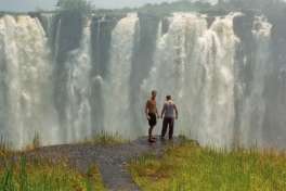 Mosi-oa-tunya - the smoke that thunders 