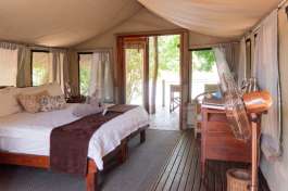 Kanga Expeditions room interior 