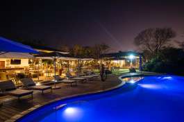 Insika lodge Pool area 