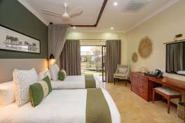 Insika lodge Room interior 