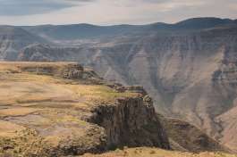 Edge of escapment Sani pass 