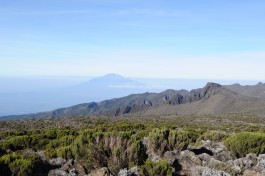 Climb Mount Meru hike 